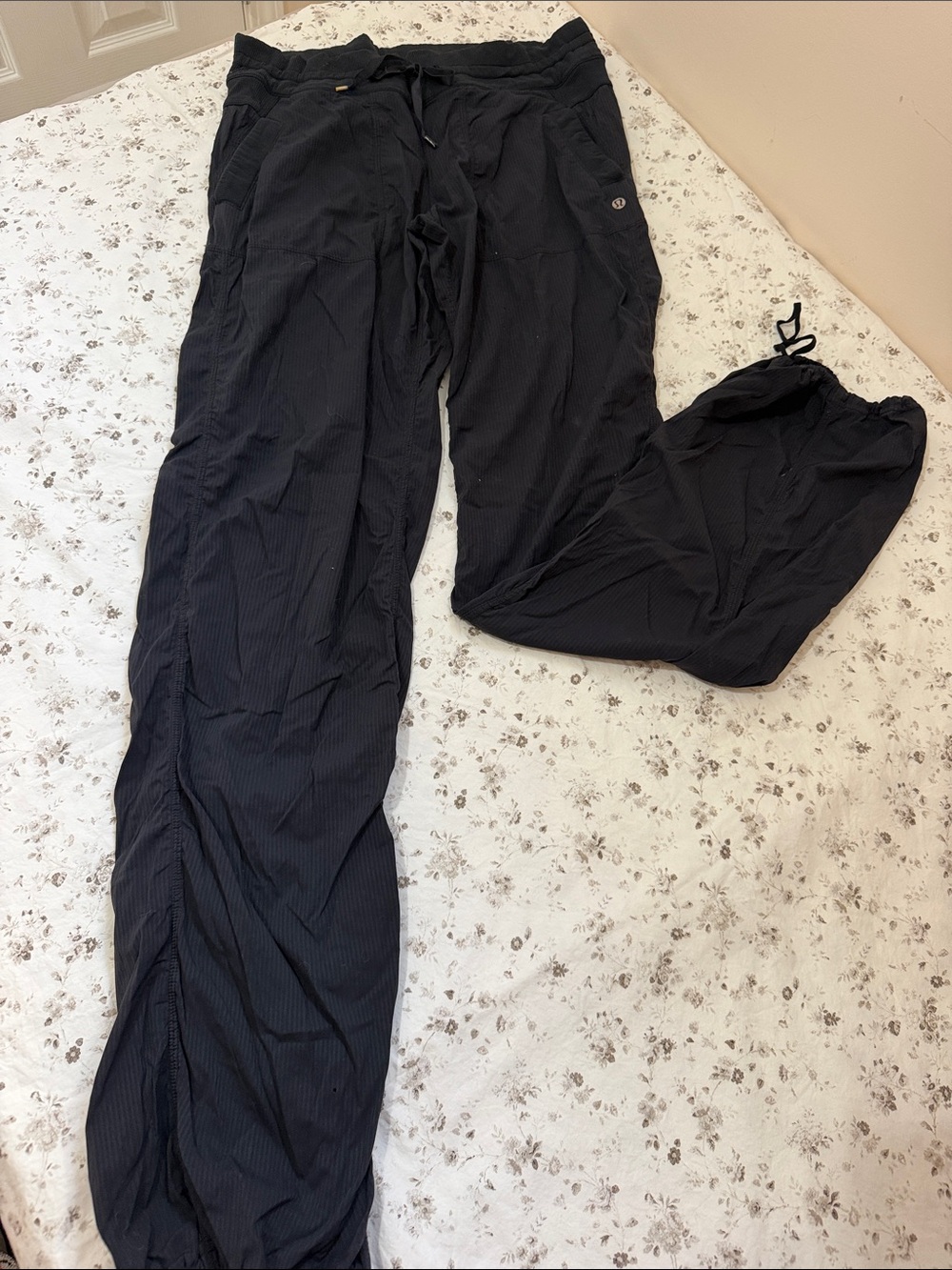 lululemon athletica Black Drawstring Wide-Leg Track Pants